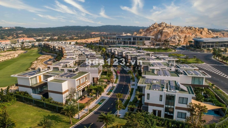 Biệt thự nghỉ dưỡng biển sở hữu lâu dài - Kn Paradise Cam Ranh.