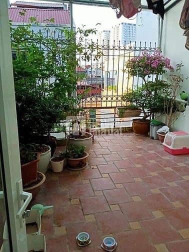 Nhà Bồ Đề Long Biên, gần phố ở ngay, cách 20m, ô tô đỗ dân trí cao, thoáng trước sau
