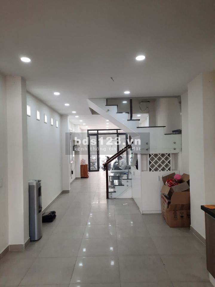 Bán nhà Phan Văn Trị, nguyên căn nhà mới vào ở ngay dt 39m2 giá bán 2.8 tỷ