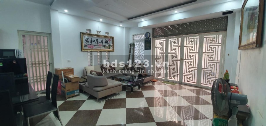 Bán nhà đẹp Tây Hồ Lô gíc 2 mặt thoáng vĩnh viễn ô tô đỗ cửa dt 81m2, giá 7.8 tỷ, lhcc