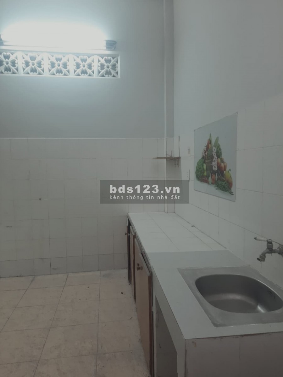 Chính chủ cần bán gấp nhà MT, Tân Quý Quận Tân Phú, diện tích 65m2, đúc 2 tầng.