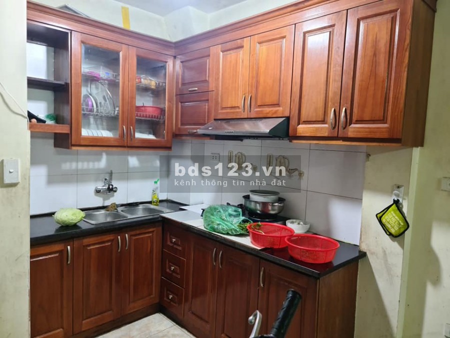 Bán nhà Hồ Tùng Mậu, trong ngoài thoáng sáng hợp lý, 5 tầng giá 3.8 tỷ