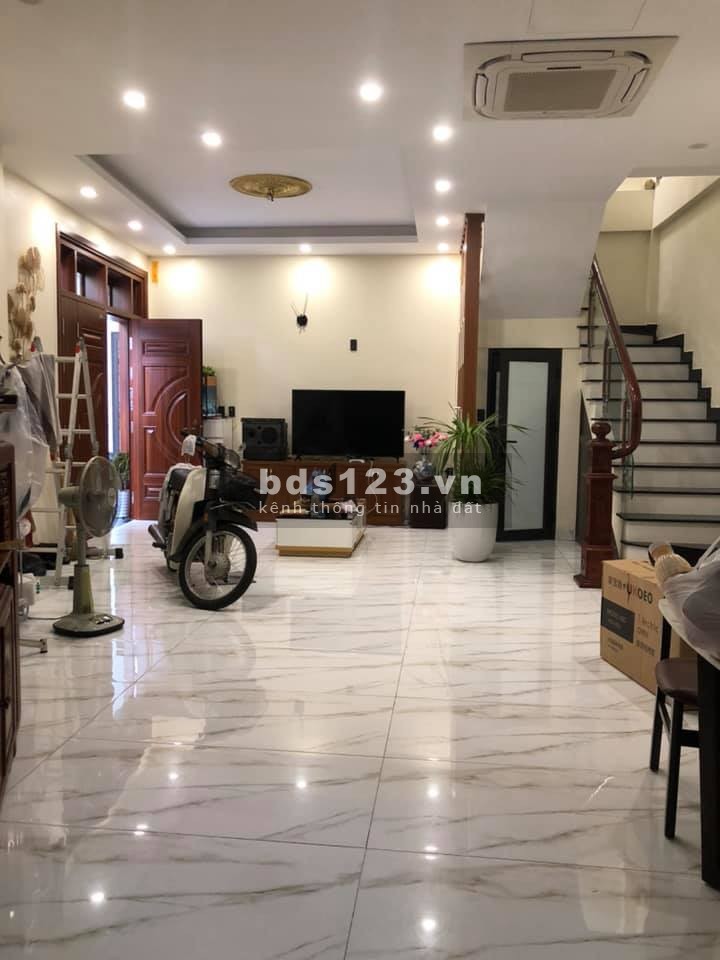 Bán nhà đẹp 2 thoáng, Bát Khối, Long Biên 54/82M, 4 tầng, mặt tiền 4.8m, giá 3.7 tỷ.
