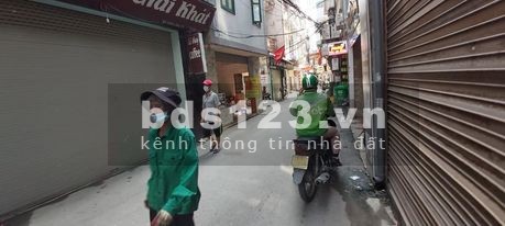 Pháo Đài Láng, Ngõ thông, Kinh doanh đỉnh, 10m ra phố, giá bán 5.4 tỷ thương lượng chính chủ