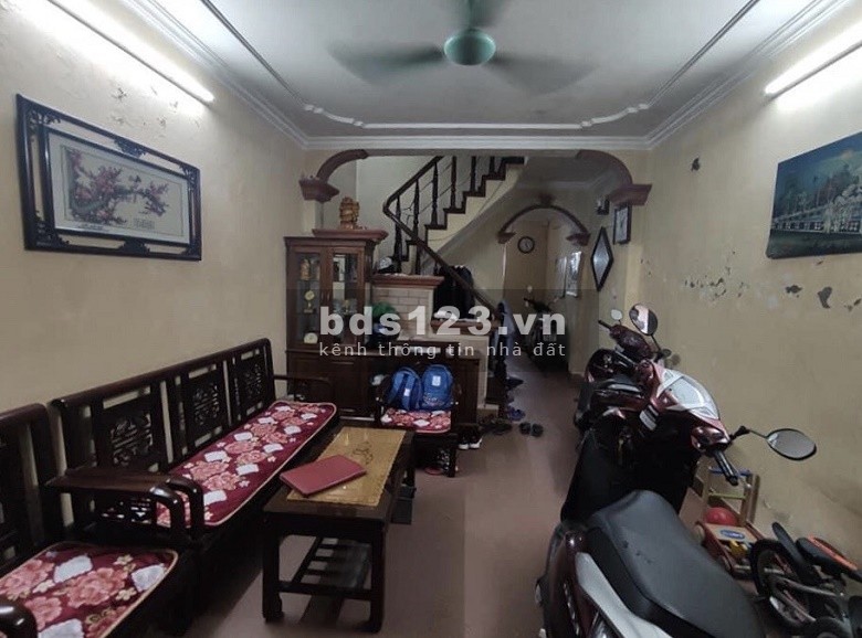 Cực hiếm bán nhà Nhân Chính ngõ mênh mong, mặt tiền khủng, dt 50m2, giá 3 tỷ