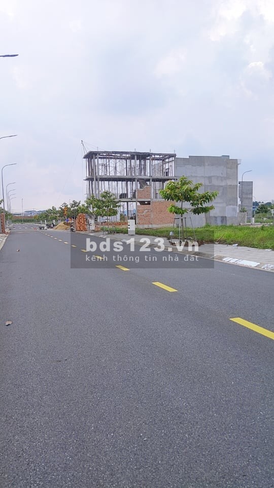Dịch nên cần bán đất lô đất KNO Vĩnh Tân giá rẻ 950 triệu. sổ chính chủ