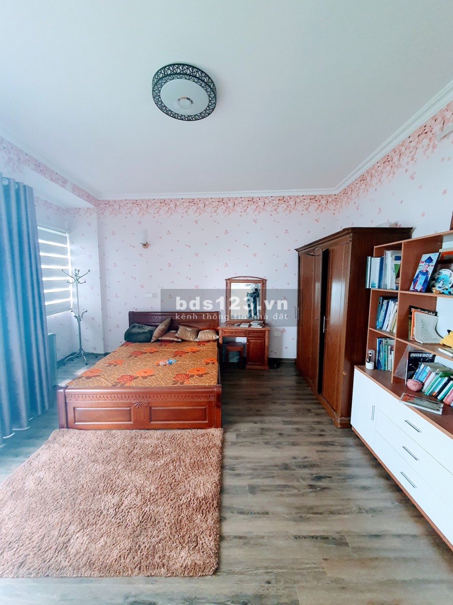 Bán nhà khu vip cán bộ cấp cao dt 45m2, 5 tầng đúc Phân lô Phố Vọng 3.2 tỷ. Ô tô đỗ