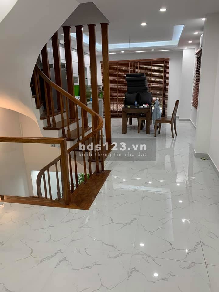 Bán nhà Hàm Nghi 41m2, 6 Tầng, lô góc ,KD văn phòng hết ý, full nội thất ở ngay, giá 7.6 tỷ