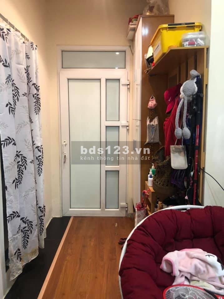 Chào bán CC tái định cư mặt đường Hoàng Đạo Thúy, dt 52m2, 2 ngủ giá bán 1,55 tỷ