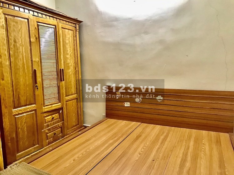 Bán nhà phố Dương Văn Bé gần phố thoáng 3 mặt diện tích 69m2, giá 4.6 tỷ, lhcc
