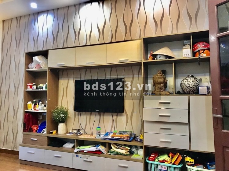 Bán nhà phố Dương Văn Bé gần phố thoáng 3 mặt diện tích 69m2, giá 4.6 tỷ, lhcc