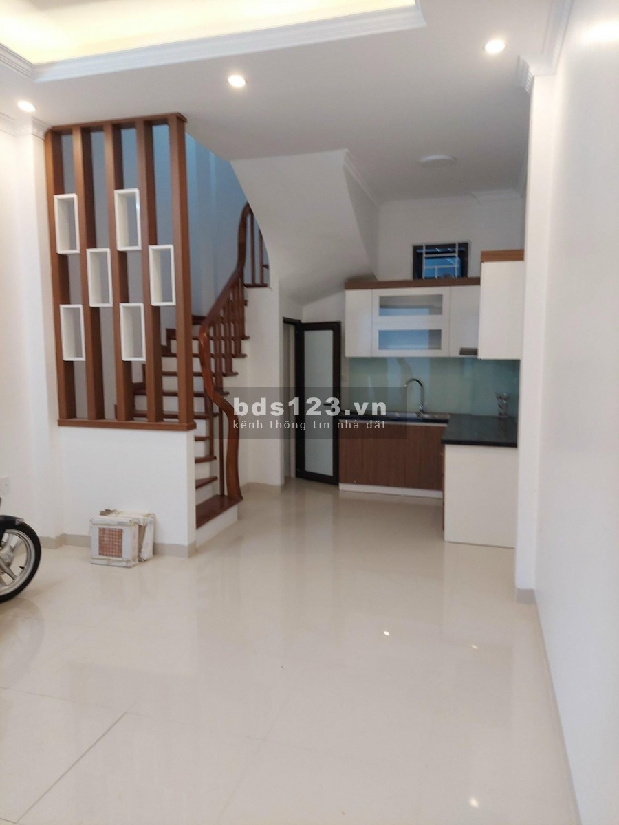 Bán nhà ở ngay, ô tô, Thái Thịnh 1, Tây Sơn, Chùa Bộc, Đống Đa, dt 36m2, 4 tầng, giá 3.7 tỷ