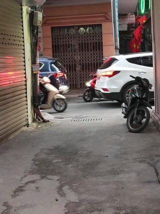 Pháo Đài Láng, Ngõ thông, Kinh doanh đỉnh, 10m ra phố, giá bán 5.4 tỷ thương lượng chính chủ