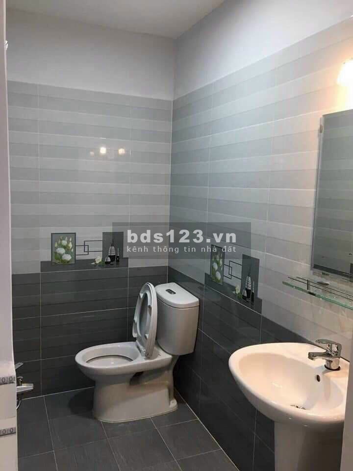 Bất Động Sản P12, Gò Vấp, nhà rộng đẹp, giá rẻ, cho Gia đình đông, pháp lý rõ ràng, công chứng nhanh