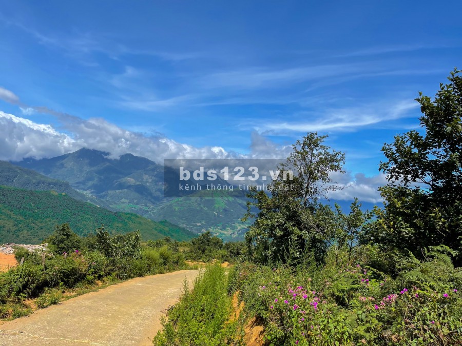 Bán đất gần khu nghỉ dưỡng cao cấp Y TÝ ( Sapa 2) pháp lý an toàn LH 0822356688