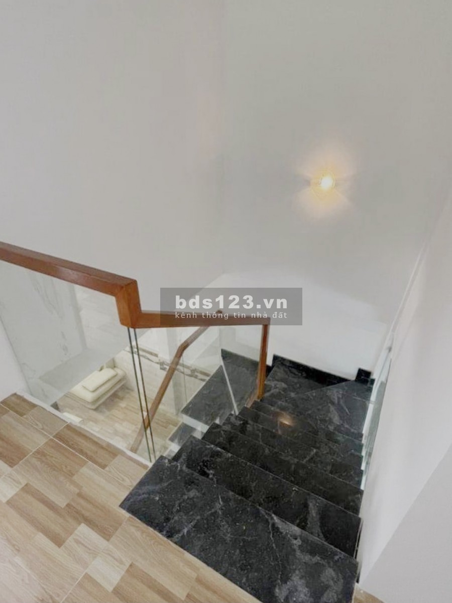 Chính Chủ Bán Nhà Đường Xe Hơi Tránh, 58m2 Chỉ 4.63 Tỷ, Mới Đẹp Ở Ngay, 0971243100