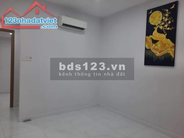Bán nhà dt 63m2, 2 tầng, hẻm đường Thành Mỹ, phường 8, Quận Tân Bình, giá 5.5 tỷ