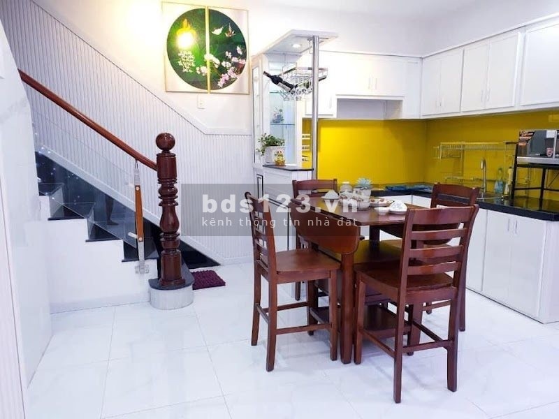 Bán nhà dt 63m2, 2 tầng, hẻm đường Thành Mỹ, phường 8, Quận Tân Bình, giá 5.5 tỷ