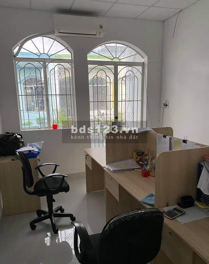 Nhà hẻm ô tô tránh, Nguyễn Sỹ Sách, P.15, Tân Bình, giá bán 4,5 tỷ, lhcc