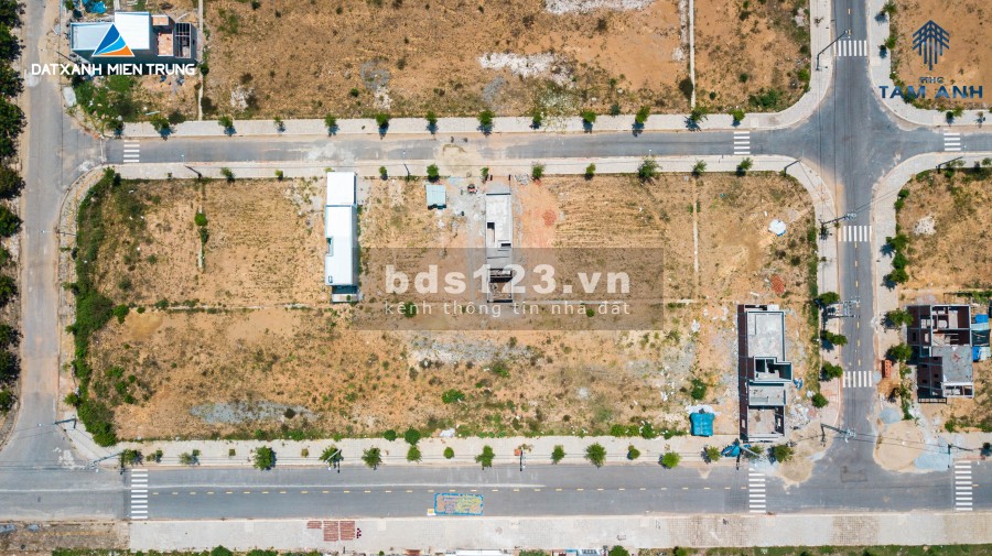 Sở hữu lô đất view sông sất Quốc Lộ 1A chỉ với 100 triệu, pháp lí hoàn thiện