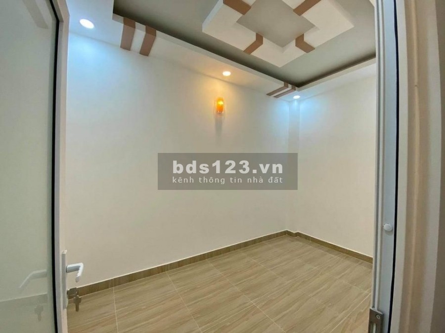 Nhà Gò Vấp, khu phân lô đúc 4 tầng, diện tích 50m2, giá rẻ, hoàn công đầy đủ, công chứng ngay