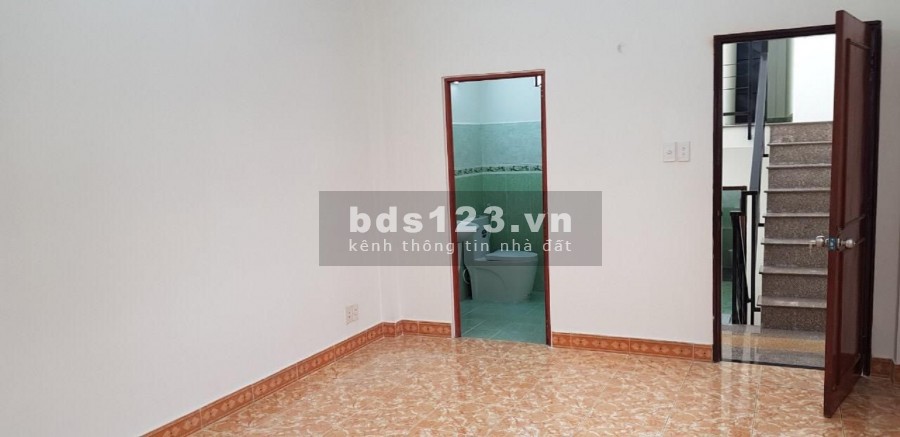 Nhà Quang Trung, Gò Vấp, Ô Tô Đỗ Cửa, dt 76m2, 4 tầng, giá bán 5.39 Tỷ
