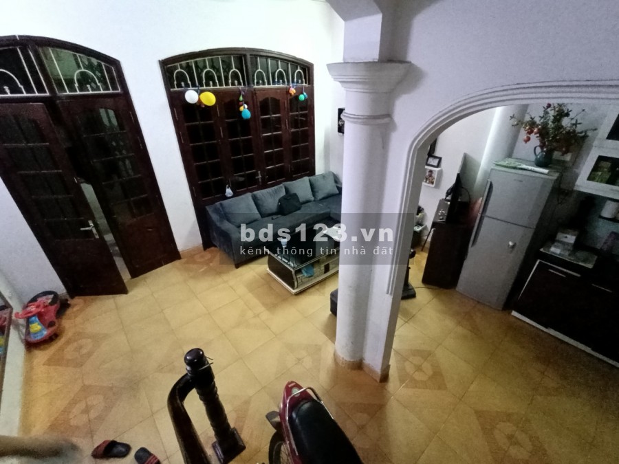 Bán nhà Lương Khánh Thiện đủ tiện ích xung quanh diện tích 32m2, 4 tầng, giá 2,5 tỷ