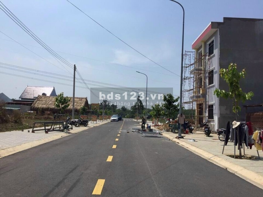Top 5 dự án nên đầu tư vào nhất trong năm nay, khu dân cư đông, pháp lí đủ