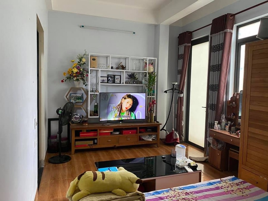 Bán nhà Cự Lộc, Thanh Xuân, 40m2, nhà đẹp, gần phố, giá chỉ 4.1 tỷ. LH 0966456918.