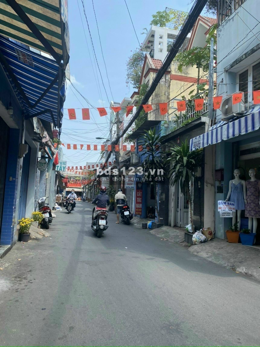 Nhà đẹp ở ngay Nơ Trang Long phường 12 Bình Thạnh giá bán 4 tỷ 5