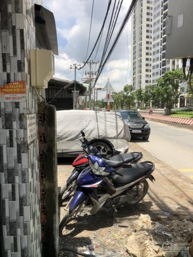 Cần tiền bán lại căn nhà mặt tiền đường Nguyễn Xiển, Phường Long Thạnh Mỹ, Quận 9