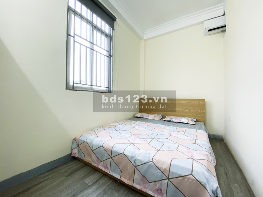 Chính chủ cho thuê căn hộ mini còn mơi, yên tĩnh tại ngõ 136 Chùa Láng, đủ đồ dùng