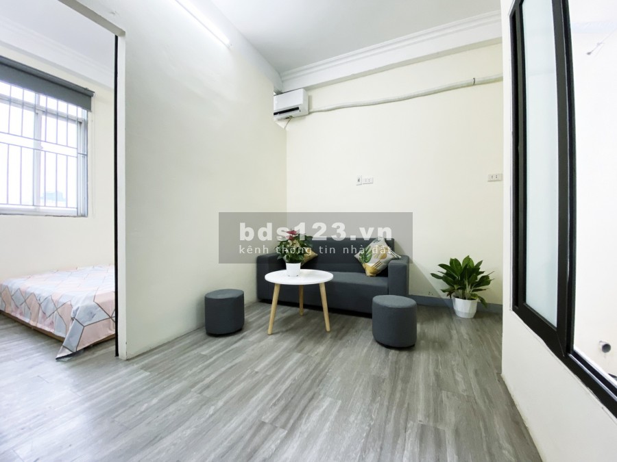 Chính chủ cho thuê căn hộ mini còn mơi, yên tĩnh tại ngõ 136 Chùa Láng, đủ đồ dùng