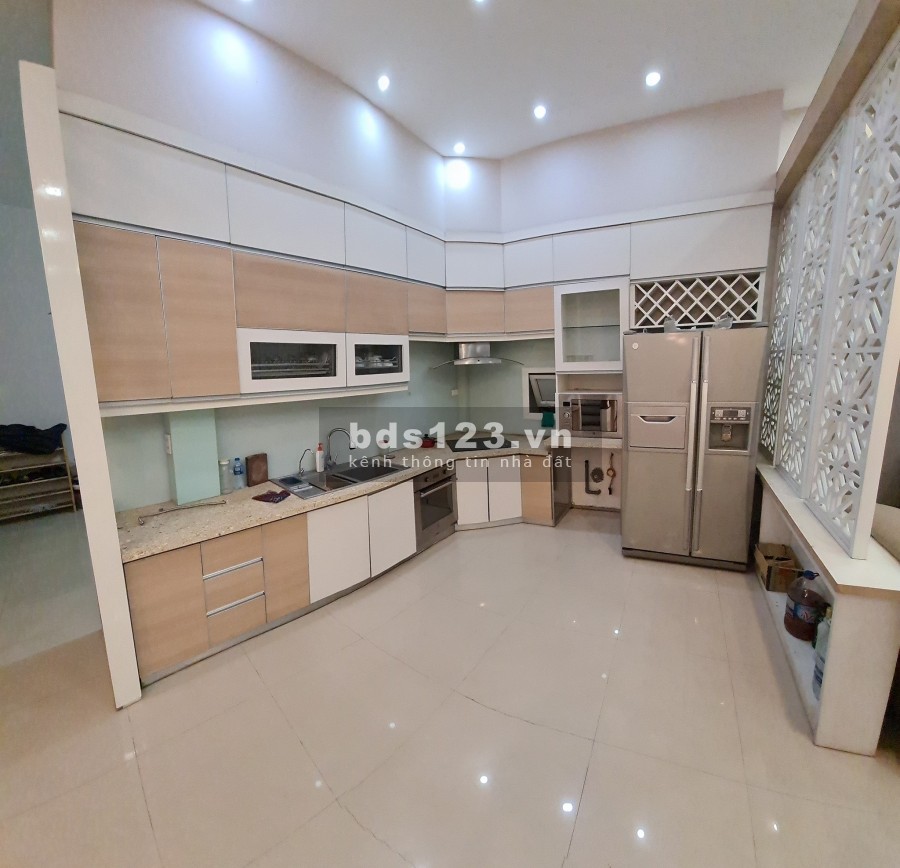 Thụy Khuê Tây Hồ 2 thoáng, KD, 60 m2x 6 Tầng, Mtx 5.7m chỉ 4 tỷ. Lh:0983927117.