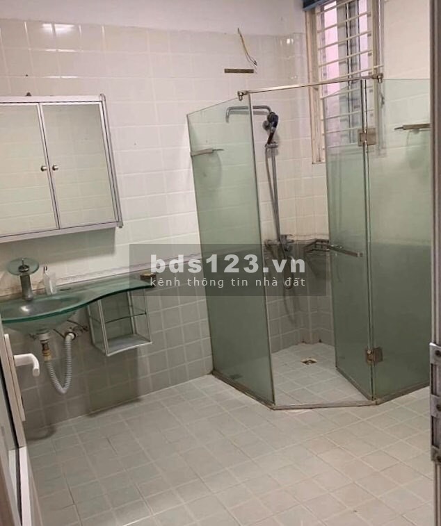 Bán nhà Hồ Tùng Mậu, dt 36m2, giá bán 3.2 tỷ mặt tiền khủng 8m, lhcc