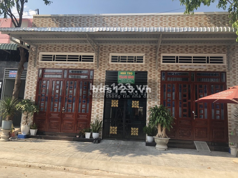 Gia đình kẹt tiền nên cần bán dãy trọ 600m2(20x30m) gồm 24P+4KIOT chính chủ, dân đông