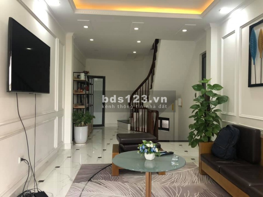 Nhà Kinh Doanh Nhỏ, Ôtô Đỗ, Phố Cầu Am diện tích 38m2 x 4 tầng giá 3,75 tỷ