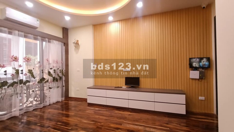 Siêu Phẩm Nguyễn Khánh Toàn, 6 tầng thang máy, ô tô tránh, thiết kế đẹp, giá 13.5 tỷ
