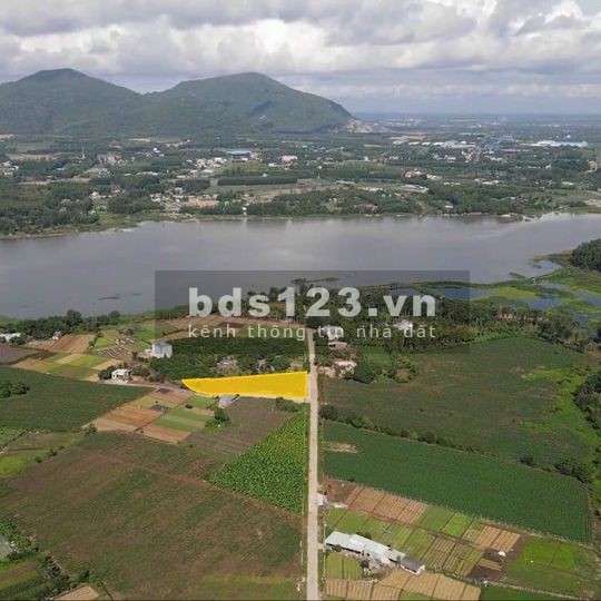 Đất nền bằng đẹp ven hồ sinh thái Châu Pha siêu rộng 250ha,…