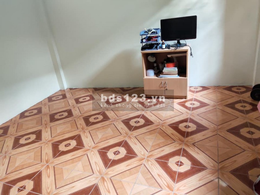 Bán nhà vườn Giải Phóng 2 mặt thoáng, gần phố, yên tĩnh, giá bán chỉ 4.1 tỷ, lhcc