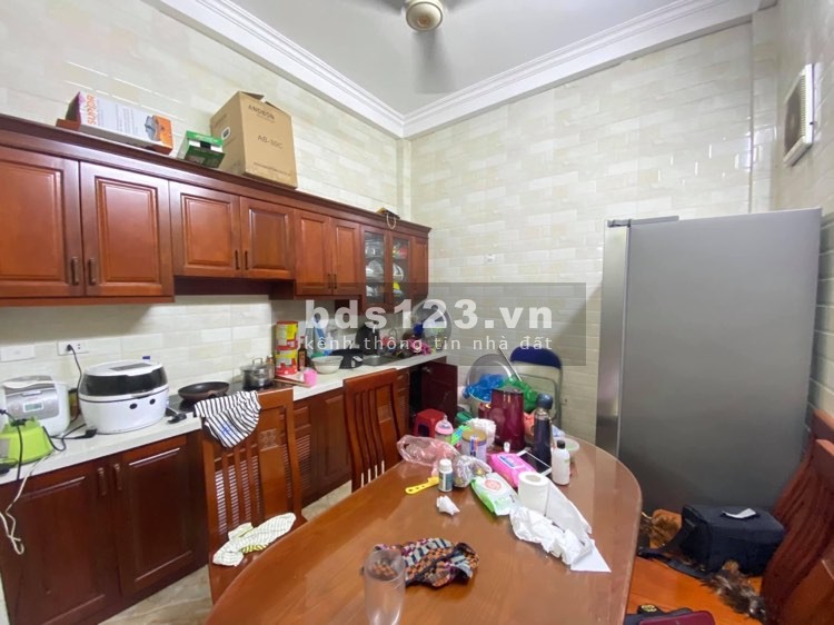 Bán nhà riêng tại Gốc Đề Hoàng Mai, gần phố nhà đẹp, dt 35m2, giá bán 3.7 tỷ