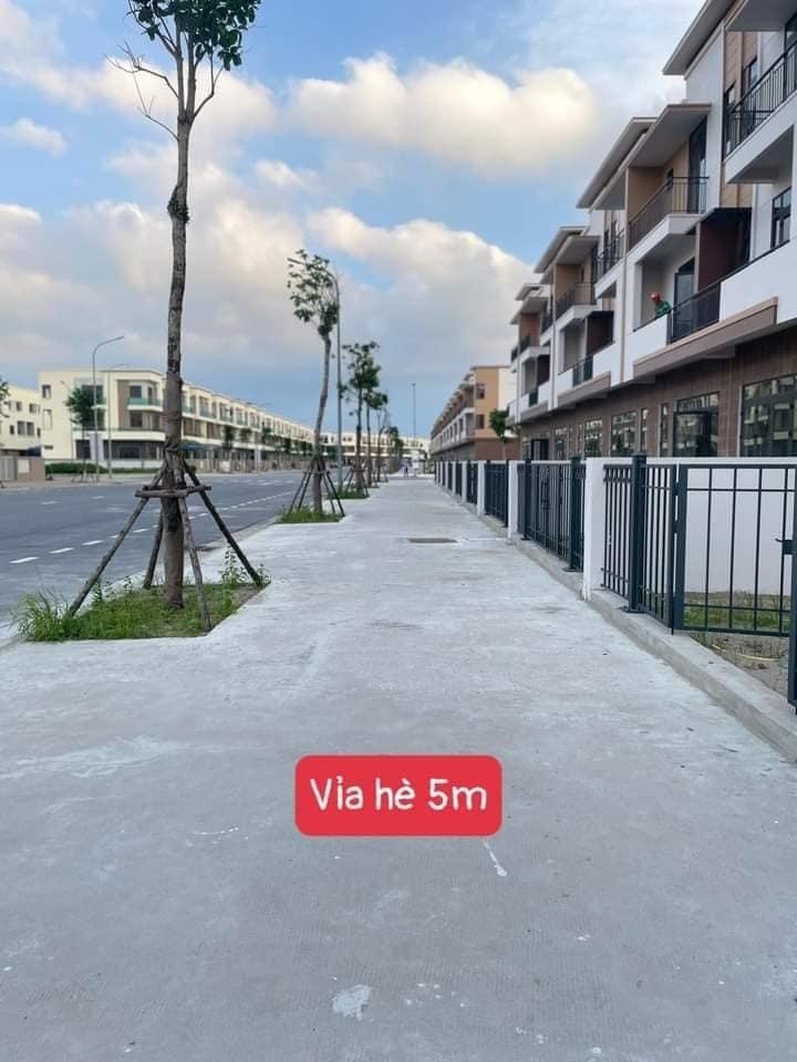 Bán căn hộ shophouse dự án Centa Diamond Visip Bắc Ninh, sổ hồng sở hữu lâu dài