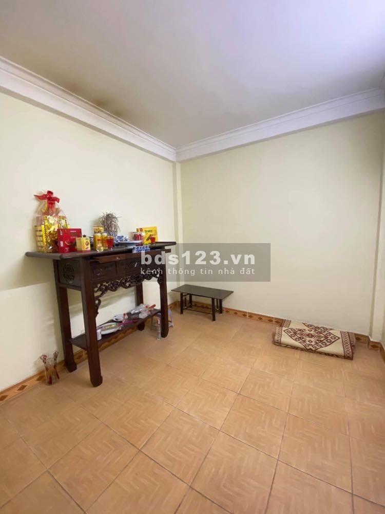 Bán nhà riêng tại Gốc Đề Hoàng Mai, gần phố nhà đẹp, dt 35m2, giá bán 3.7 tỷ