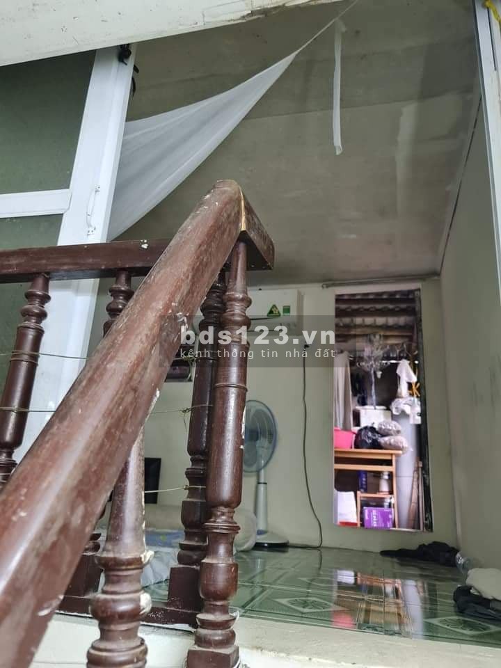 Bán nhà dt 42m2, giá chỉ 1.6 tỷ không thể rẻ hơn bán đất Ngũ Hiệp Thanh Trì, lhcc