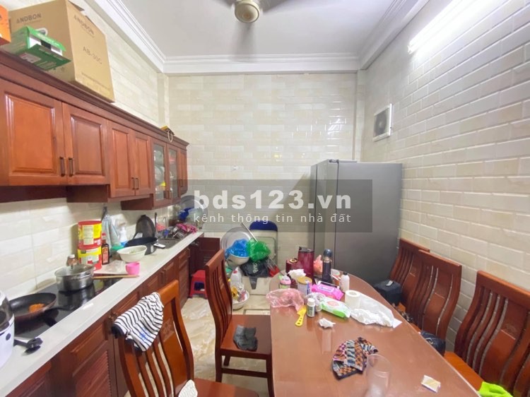 Bán nhà riêng tại Gốc Đề Hoàng Mai, gần phố nhà đẹp, dt 35m2, giá bán 3.7 tỷ