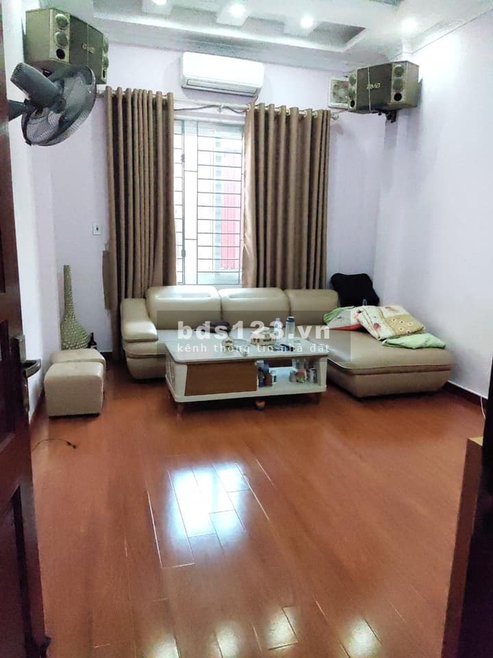Bán Nhà Mai Động dt 48m2, 4 tầng Giá 4.1 tỷ ô tô đỗ cửa, ngõ thoáng, ngõ rộng