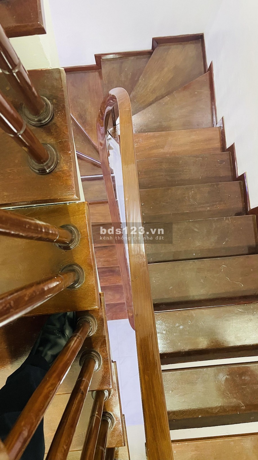 Bán nhà riêng phố Chùa Láng, Nguyễn Chí Thanh, Đống Đa, dt 40m2, 4 tầng giá 4 tỷ