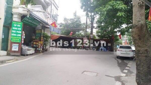 Đất Âu Cơ, 64mX6.1MT, Xây Homestay, Đón đầu xu thế Hạ Đê. Giá 11.8 tỷ.