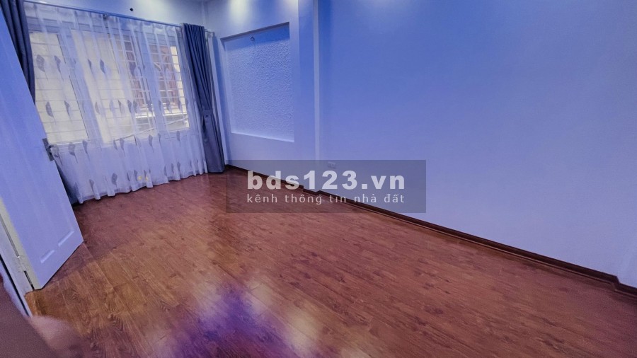 Bán nhà riêng phố Chùa Láng, Nguyễn Chí Thanh, Đống Đa, dt 40m2, 4 tầng giá 4 tỷ