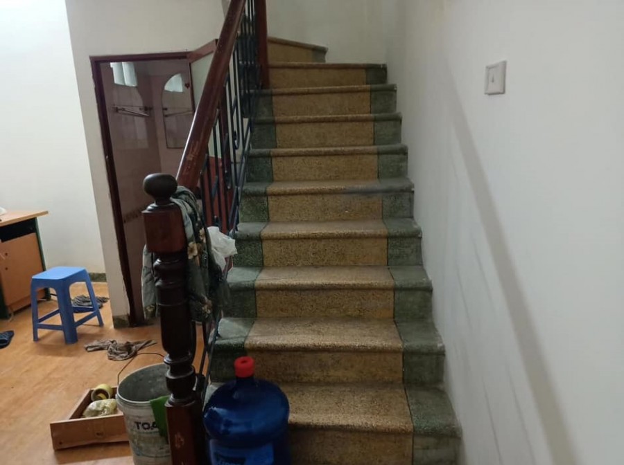 Nhà nguyên căn 5 tầng trung tâm Quận Đống Đa nhỉnh 2 tỷ, về ở ngay, sổ sẵn